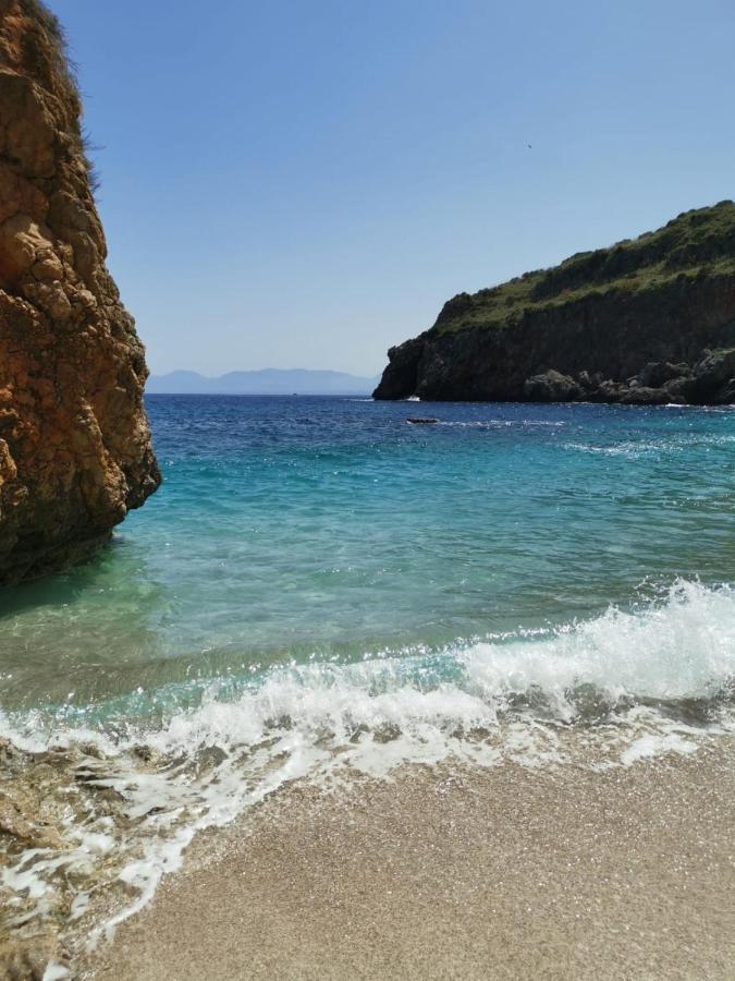 Casa Vacanza Corallo Кастеламаре дел Голфо Екстериор снимка